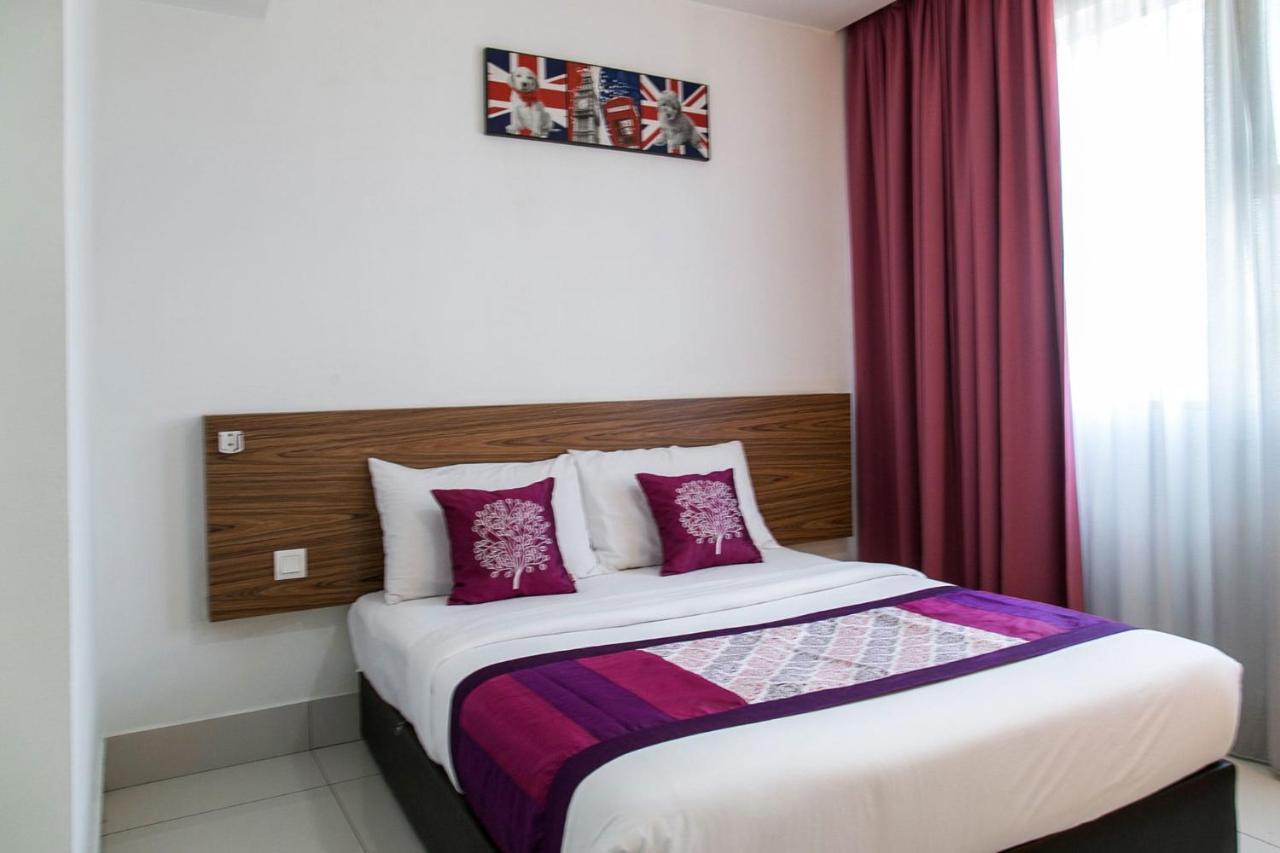 Oyo 180 V Hotel Kuala Lumpur Exterior photo
